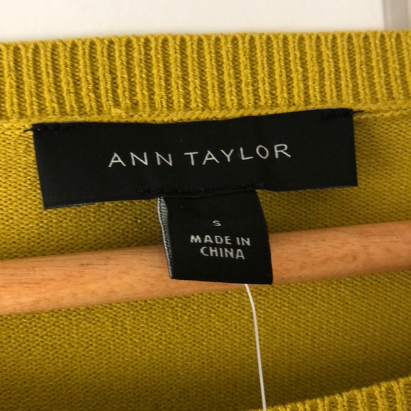 NWT Ann Taylor Sweater - Picture 2 of 4